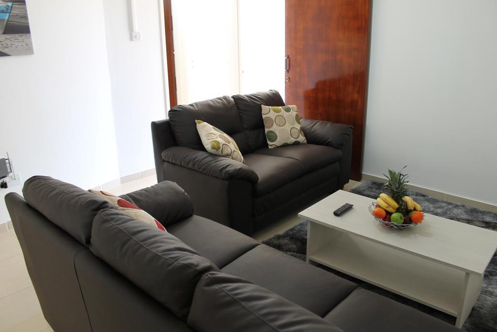 Tiffany City Apartments Larnaca Kamer foto
