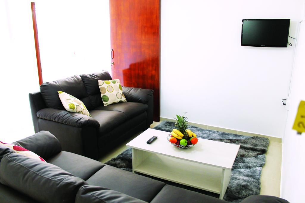 Tiffany City Apartments Larnaca Buitenkant foto