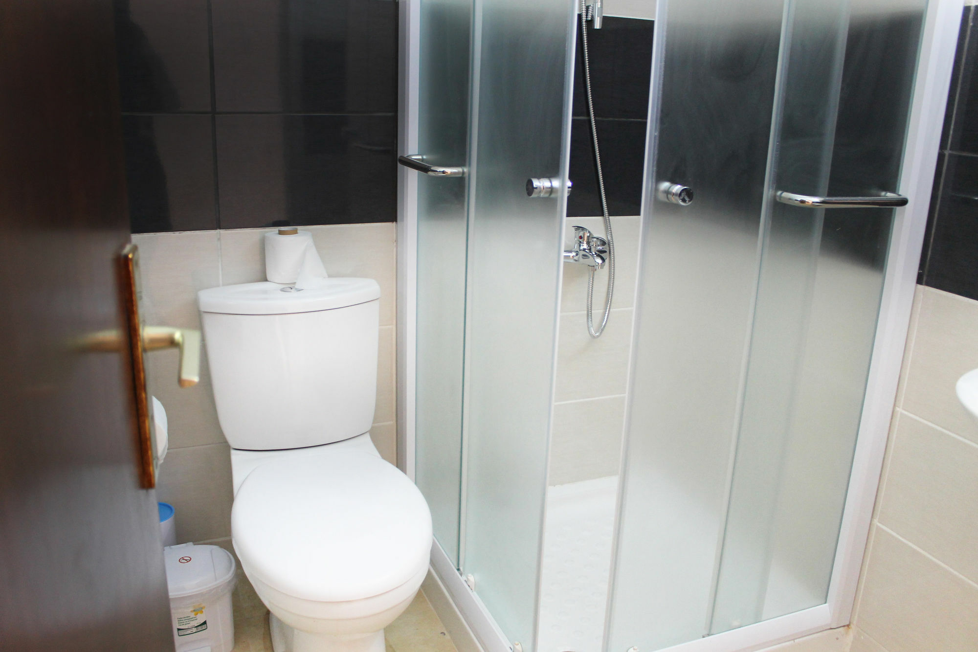 Tiffany City Apartments Larnaca Buitenkant foto