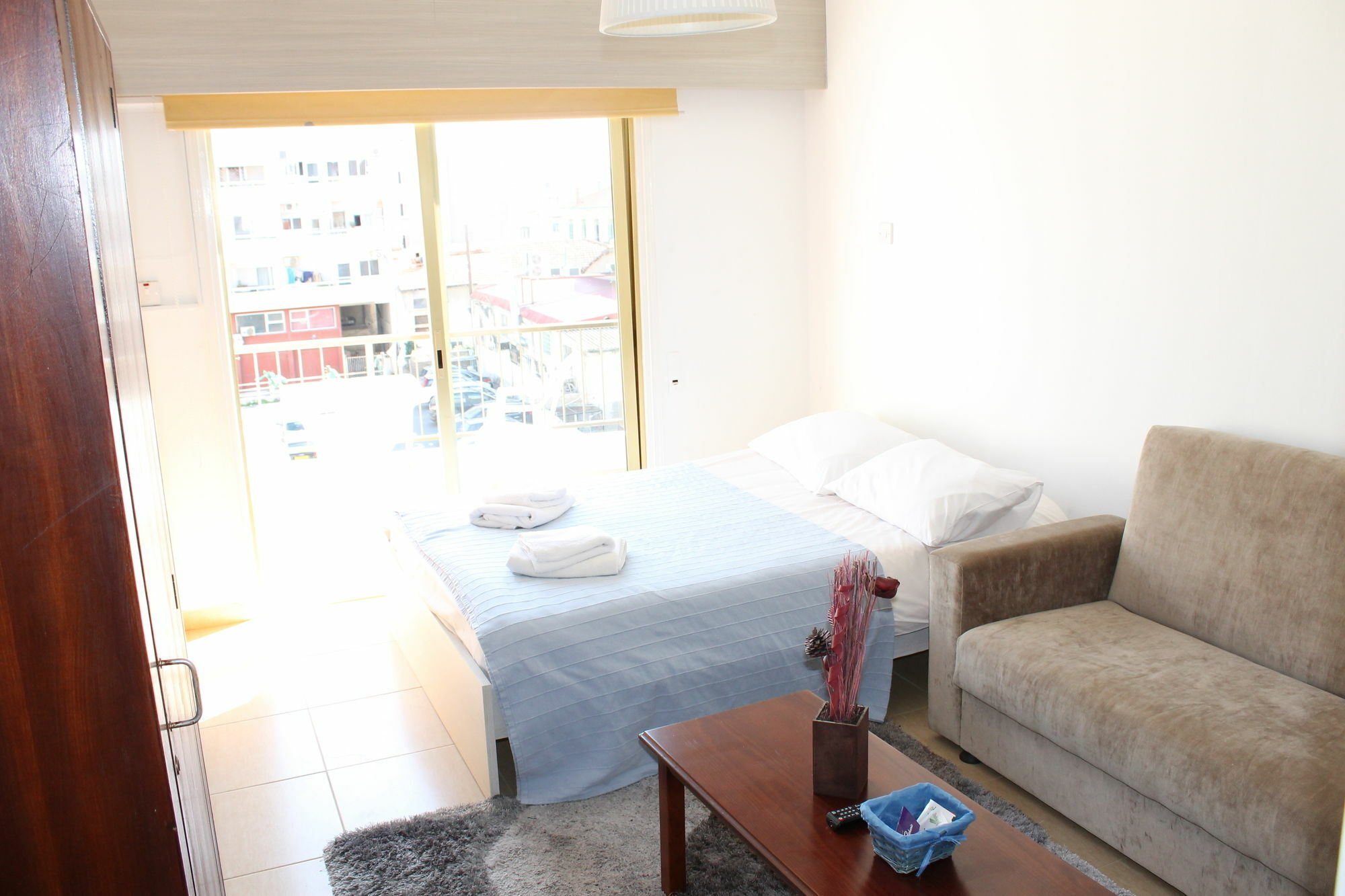 Tiffany City Apartments Larnaca Buitenkant foto