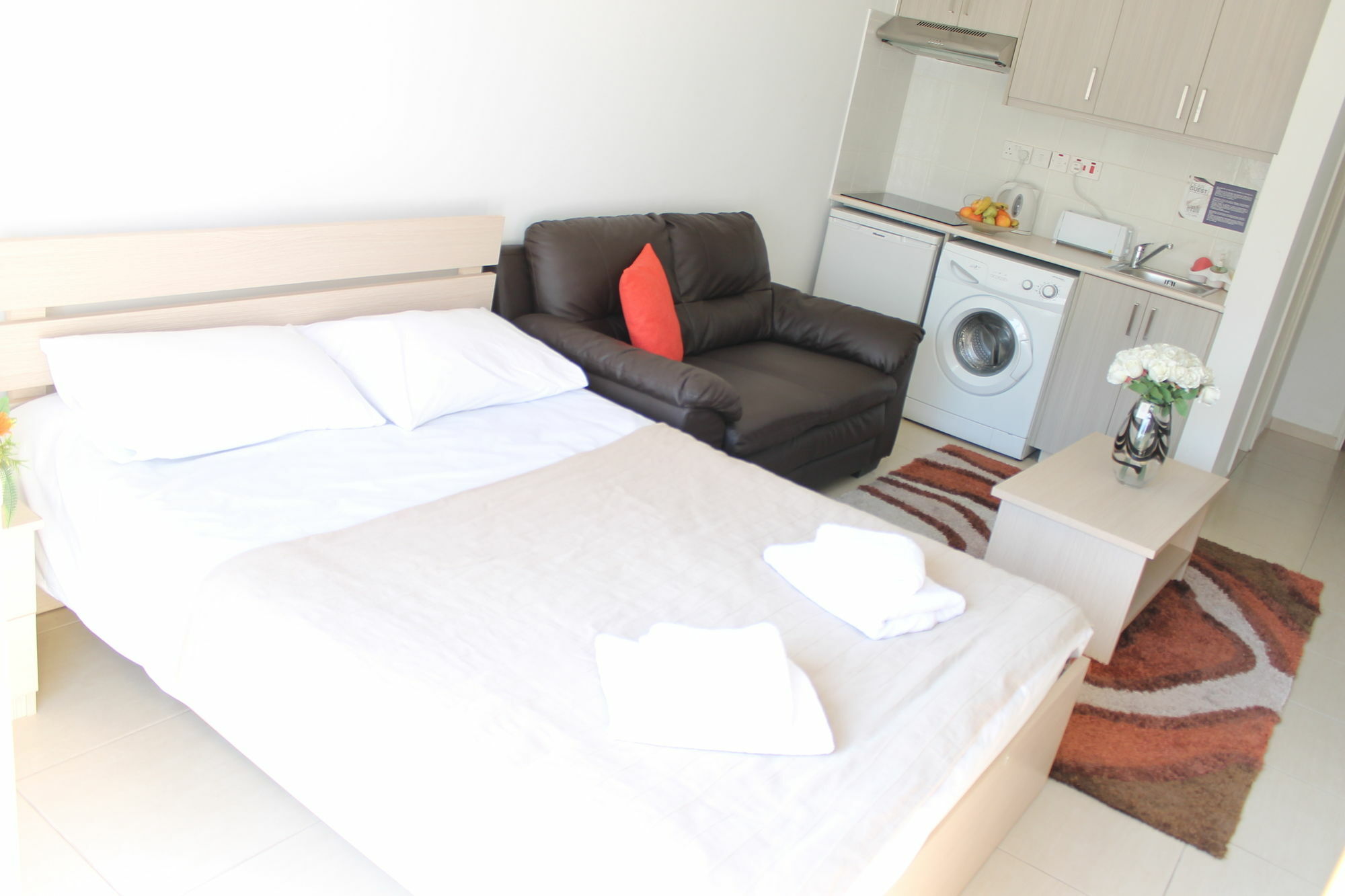 Tiffany City Apartments Larnaca Buitenkant foto