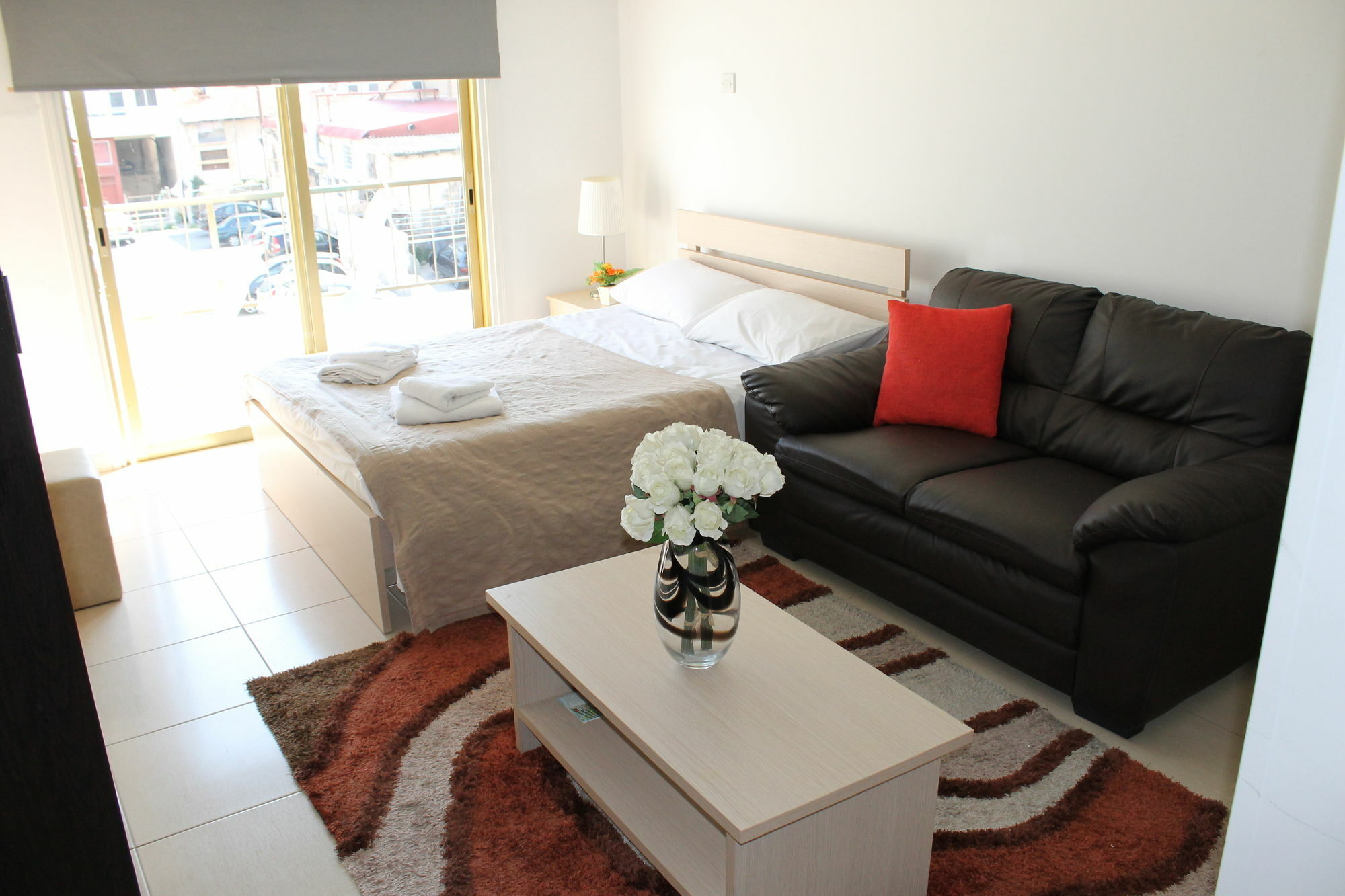 Tiffany City Apartments Larnaca Buitenkant foto