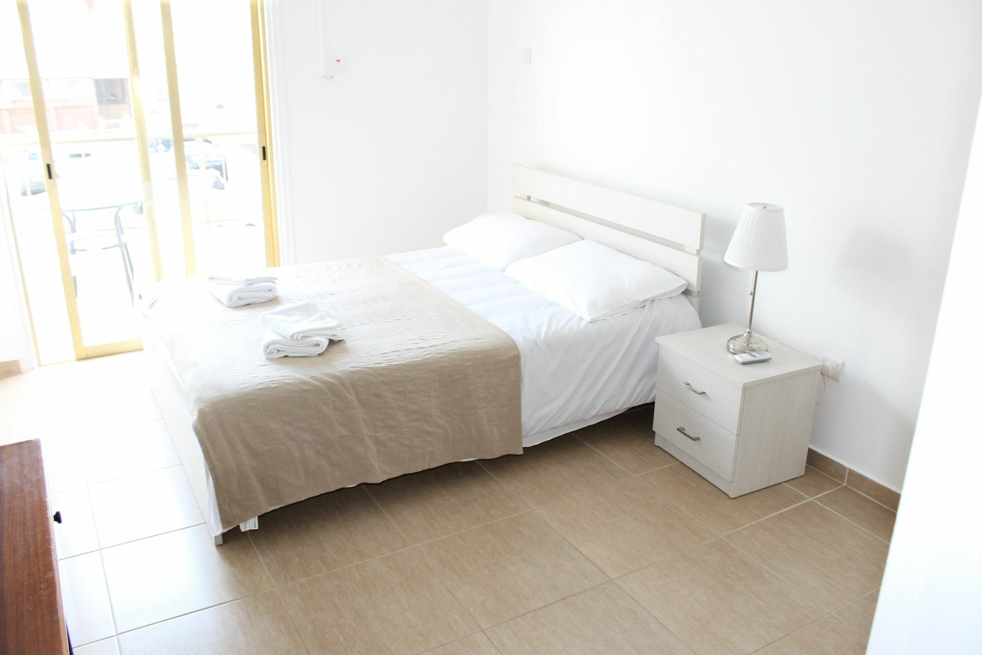Tiffany City Apartments Larnaca Buitenkant foto